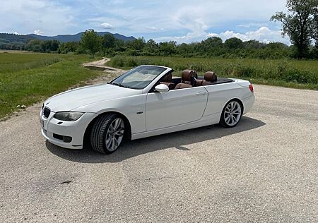 BMW 330d Cabrio -