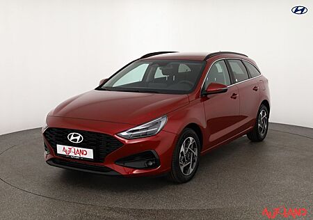 Hyundai i30 cw 1.5 T-GDI mHev Aut. LED Navi SHZ Kamera V