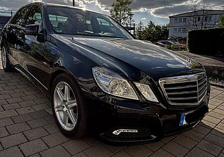 Mercedes-Benz E 250 CGI BlueEFFICIENCY AVANTGARDE AVANTGARDE