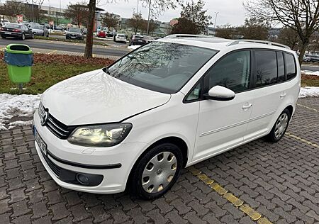 VW Touran Volkswagen 2.0 TDI 125 kW DSG Highline Highline