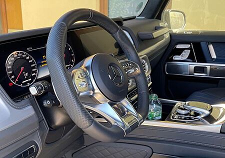 Mercedes-Benz G 63 AMG Mercedes-AMG G 63 Mercedes-AMG