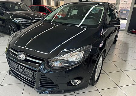 Ford Focus 1.6Lim. Titanium PDC Klimaautom. TüV 12-26