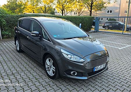 Ford S-Max 2,0 TDCi 110kW Titanium (TÜV bis 07.2027)