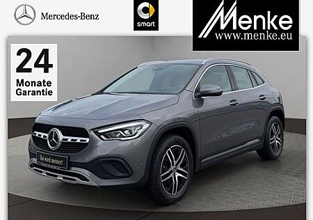 Mercedes-Benz GLA 180 Distro,Navi,Kamera,Klima,PDC