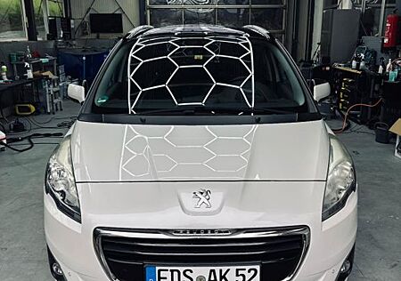 Peugeot 5008 2.0 Allure HDi 160 Automatik Allure
