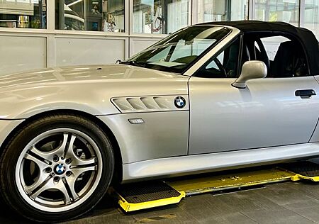BMW Z3 3.0i Sport Edition mit M Paket