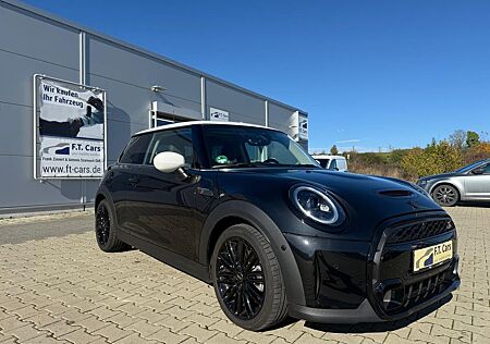 Mini Cooper S 2.0 7G-DKG CLASSIC TRIM 3-türig Navi/SH