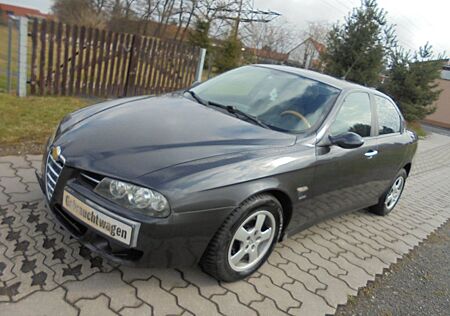 Alfa Romeo 156 1.8 T.Spark Distinctive Klima Alu TÜV 12/27!