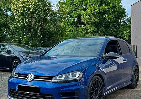 VW Golf Volkswagen R 2.0 TSI 4MOTION