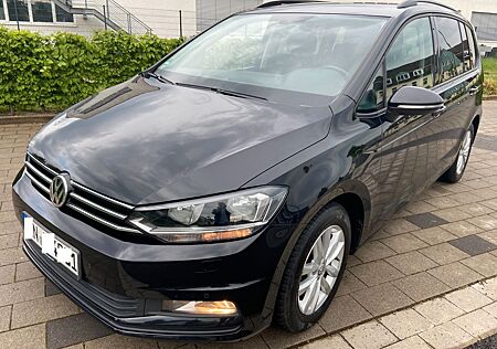 VW Touran Volkswagen 2.0 TDI SCR DSG Comfortline Comfortline