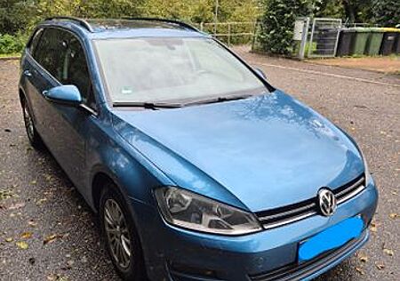 VW Golf Volkswagen 1.6 BlueTDI DSG TÜV NEU