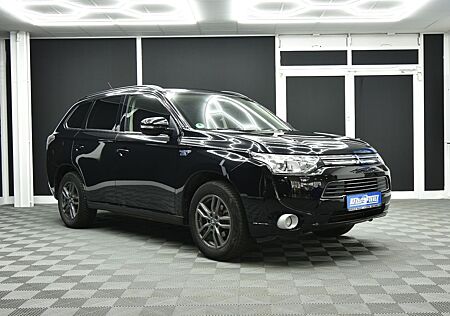 Mitsubishi Outlander Hybrid SHZ Navi Glasdach AHK RFK ACC