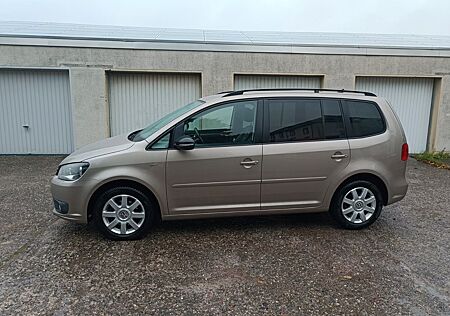 VW Touran Volkswagen 1.6 TDI MATCH BlueMotion Technology M...