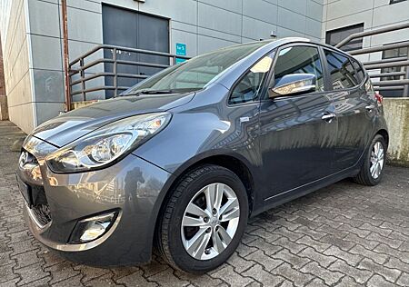 Hyundai ix20 1.6 STYLE NAVI/LEDER/KLIMAUT/RFK/PDC/TEMPO