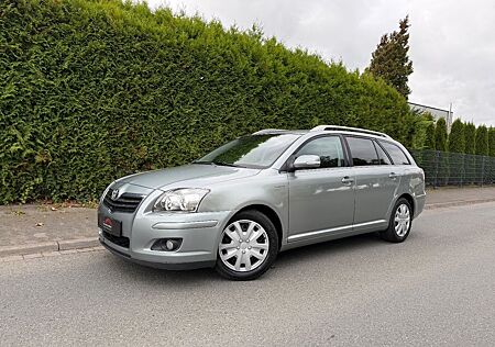 Toyota Avensis gebraucht kaufen Toyota Avensis Kombi 1.8 Executive