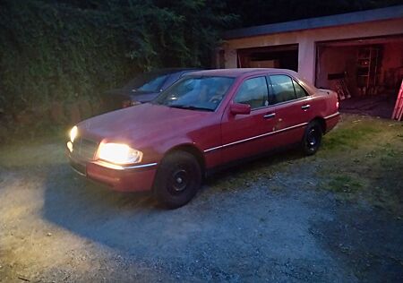 Mercedes-Benz C 250 gebraucht kaufen Mercedes-Benz C 250