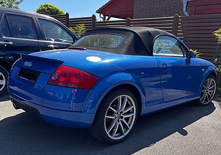 Audi TT Roadster 1.8T 120KW - Scheckheft gepflegt
