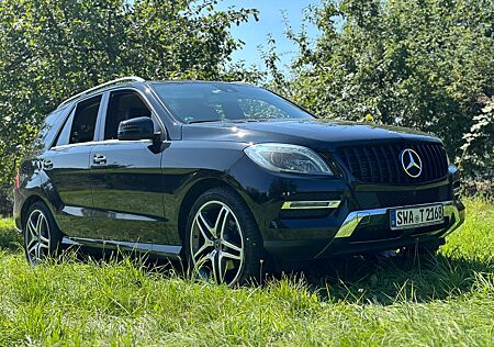 Mercedes-Benz ML 350 BlueTEC 4MATIC - AHK - Nappaleder