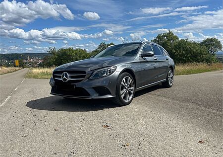 Mercedes-Benz C 200 4MATIC T Autom. -