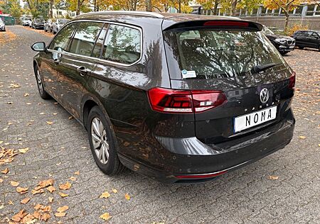 VW Passat gebraucht kaufen VW Passat Volkswagen 1.6 TDI/Comfortline/DSG/Netto 8900