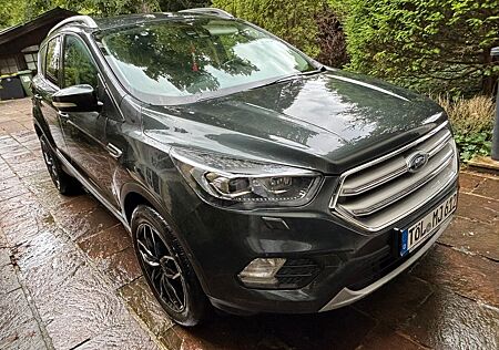 Ford Kuga 2,0 TDCi 4x4 132kW Titanium Titanium