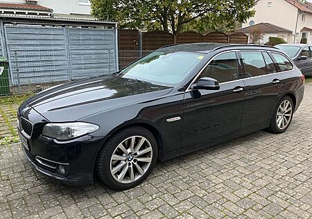 BMW 530d Touring A Luxury Line Luxury Line