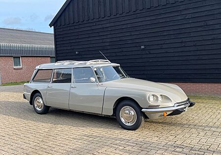 Citroën DS ID 21 Break CH Auto top original Zustand 7-Sitze