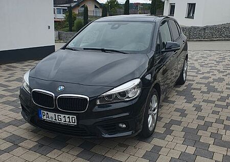 BMW 218i 218 Active Tourer Advantage LED, Navi, SHZ