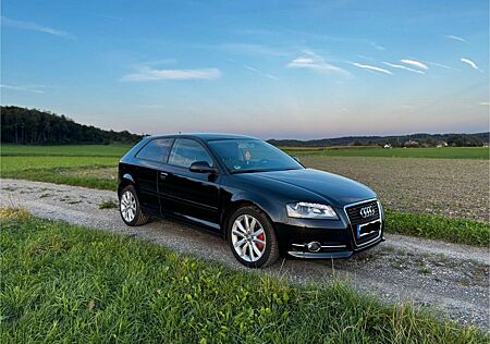 Audi A3 2.0 TDI (DPF) Attraction