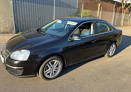 VW Jetta Volkswagen 2.0 TDI Comfortline