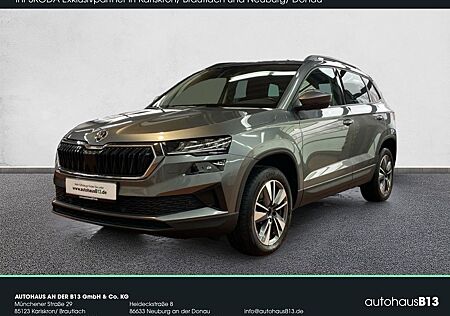 Skoda Karoq Tour 1,5 TSI KAMERA+KEYLESS+NAVI+PDC+SHZ