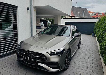 Mercedes-Benz C 300 AMG/Pano/360/HUD/AHK/AR-Navi/ Leder/Night/DLIGHT