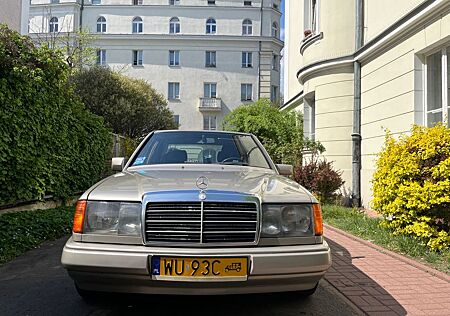 Mercedes-Benz 250