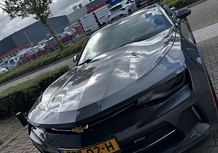 Chevrolet Camaro gebraucht kaufen Chevrolet Camaro 6.2 V8 AT -