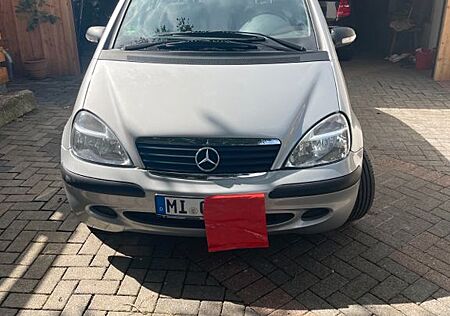 Mercedes-Benz A 140 Lang Classic AHK