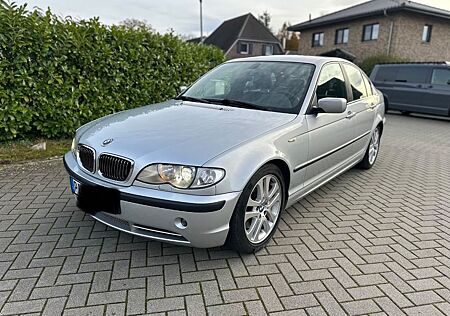 BMW 330i Sport / Harman Kardon / Xenon / Klima