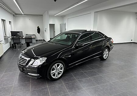 Mercedes-Benz E 200 CGI BlueEfficiency Lim.Autom-Leder-SSD-ILS