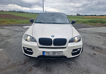 BMW X6 xDrive40d - 5 Sitze, Head Up, AHK, Individual