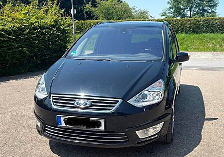 Ford Galaxy 2,2 TDCi 147kW DPF Titanium Titanium