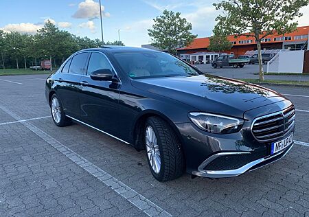 Mercedes-Benz E 450 4MATIC Autom. -