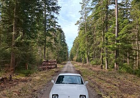 Porsche 924 S TÜV Neu