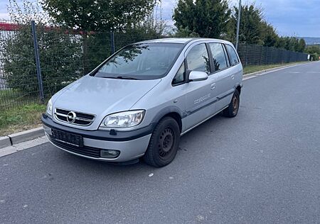 Opel Zafira 1.8 Edition