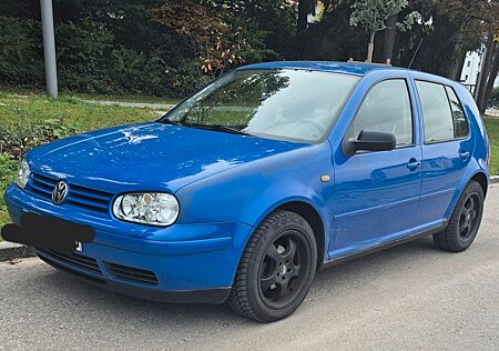 VW Golf Volkswagen 1.6 Standard
