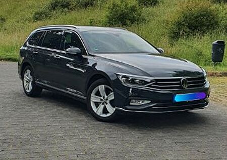 VW Passat Variant Volkswagen 2.0 TDI SCR 140kW DSG Eleganc...