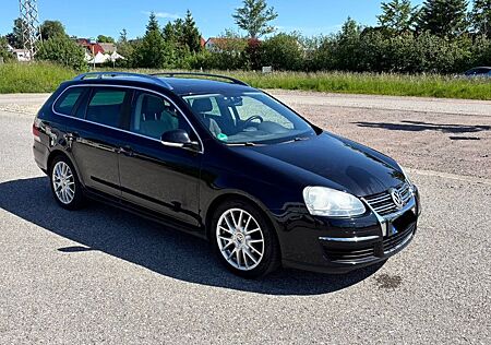 VW Golf Volkswagen 1.9 TDI DPF Variant Sportline