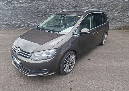 VW Sharan Volkswagen 2.0 TDI DSG BlueMotion Tech Highline ...