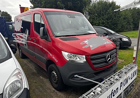 Mercedes-Benz Sprinter 316 CDI (8-Sitzer)