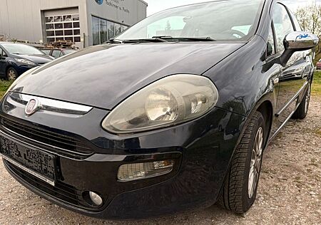 Fiat Grande Punto facelift. klima zahnriemmen gewechs