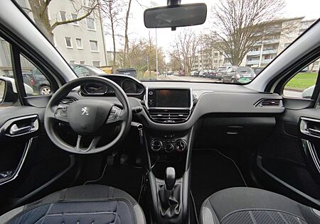 Peugeot 208 1.2 Active 82 VTi Active