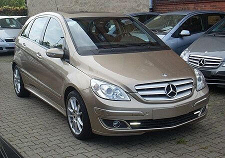 Mercedes-Benz B 200 Turbo Automatik / Lamellen / Ledersitze